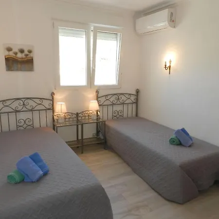 Holiday home Casa-estrella-6-pax